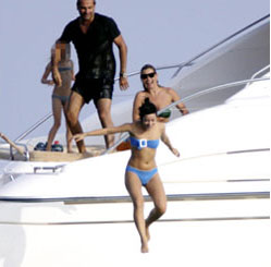 lily allen St. Tropez luxury yacht