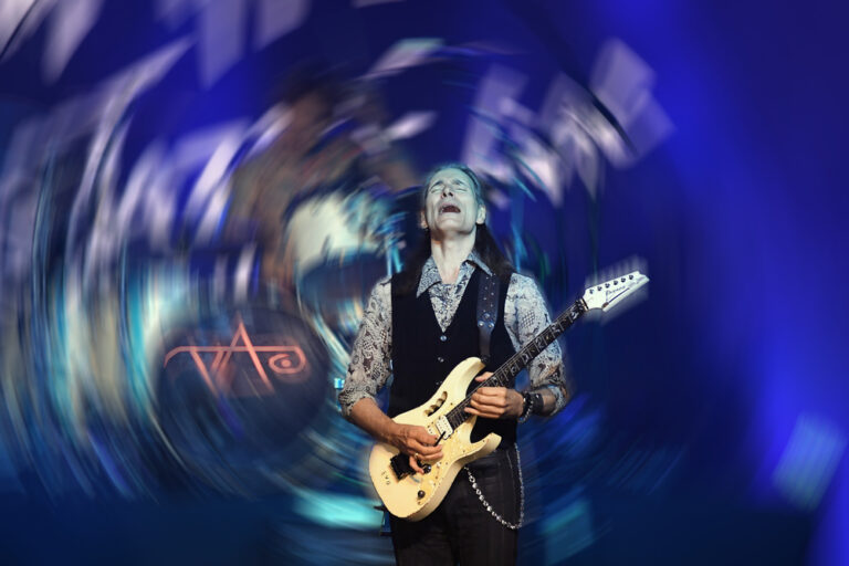 London Palladium: The Steve Vai Report